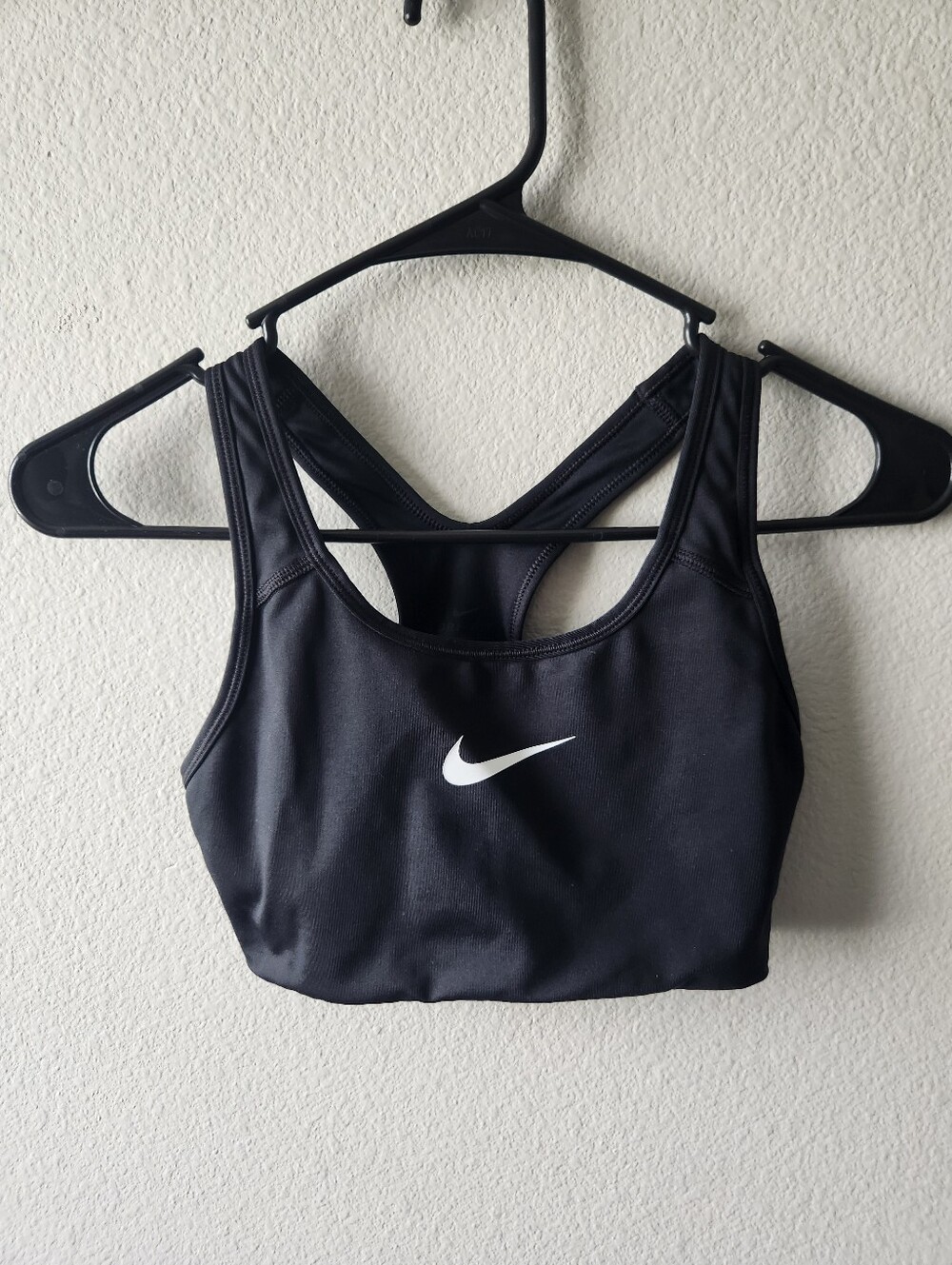 Nike Dri fit Womens Medium Support Non Padded Sports Bra Size XS Swoosh Black